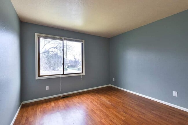 Building Photo - Beautiful 4 Bed, 2 Bath House in SW Fort Collins!