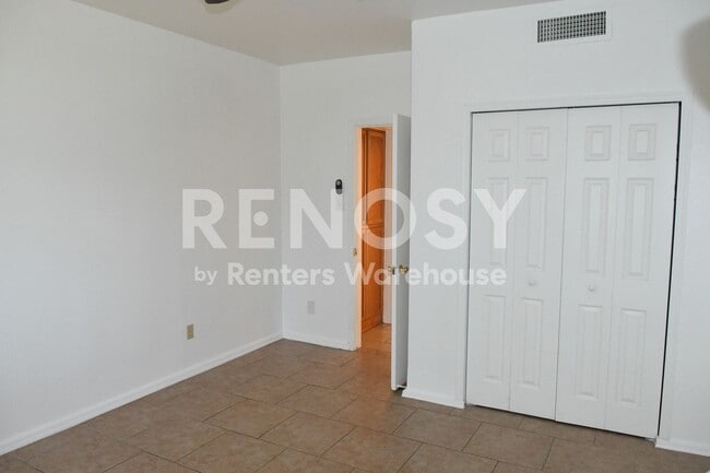 Building Photo - Ideal Remodeled 1 Br 1 Ba Condo Near 3rd St and Thomas in Central Phoenix