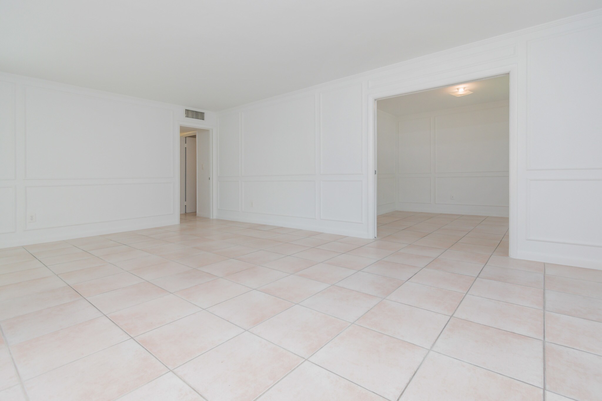 Living Room - Formal Dining - 3912 Ponce de Leon Blvd