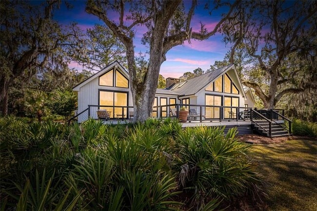 Primary Photo - 6201 Frederica Rd