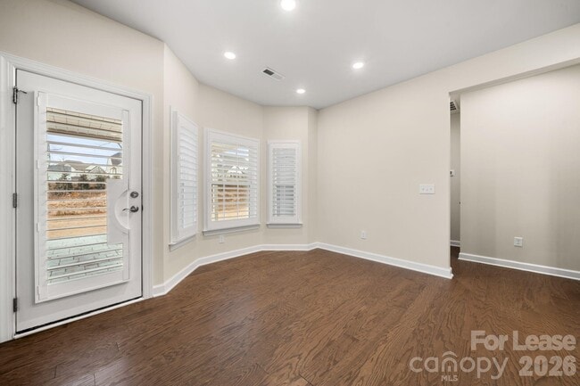 Building Photo - 17019 River Race Dr