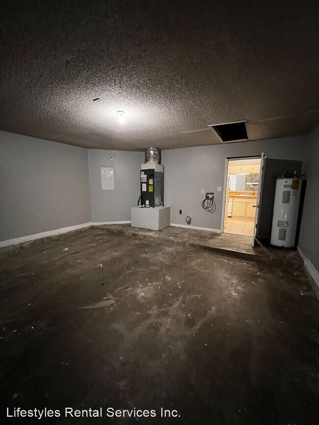 Building Photo - 4 br, 2 bath House - 11810 Mallard Lane