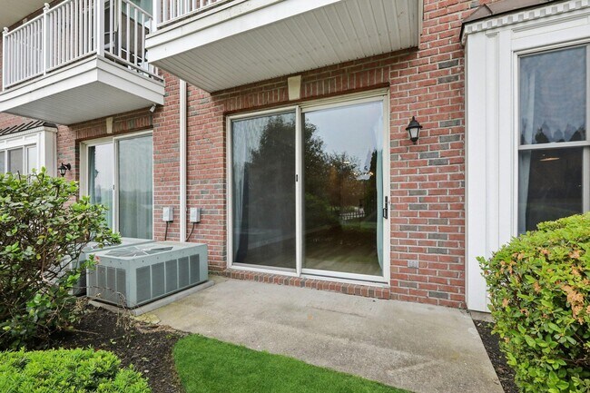 Building Photo - 66 Lydia Dr