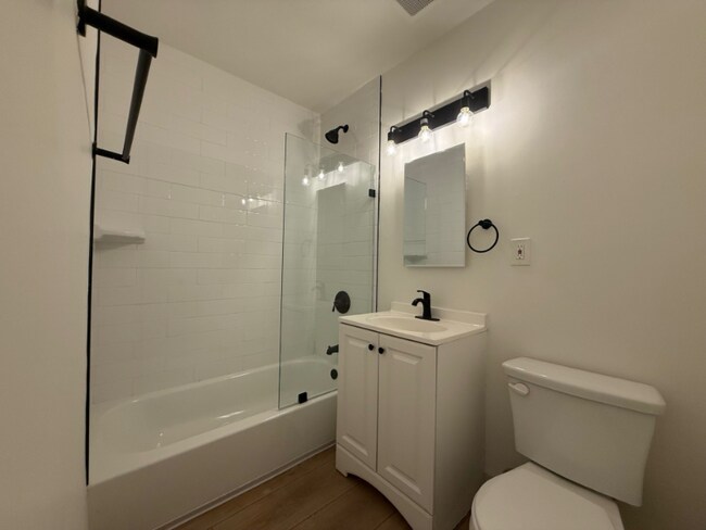 Building Photo - 1135 Martin Luther King Jr Ave