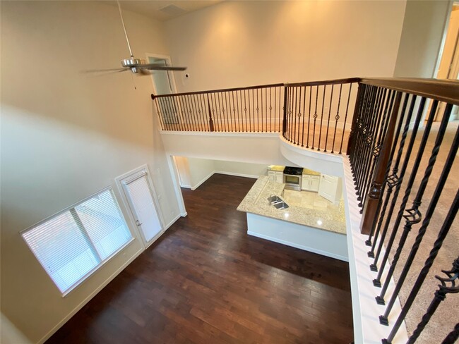 Building Photo - 9510 Cedarpost Square St