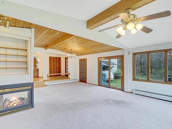 Building Photo - 987 County Road C2 W