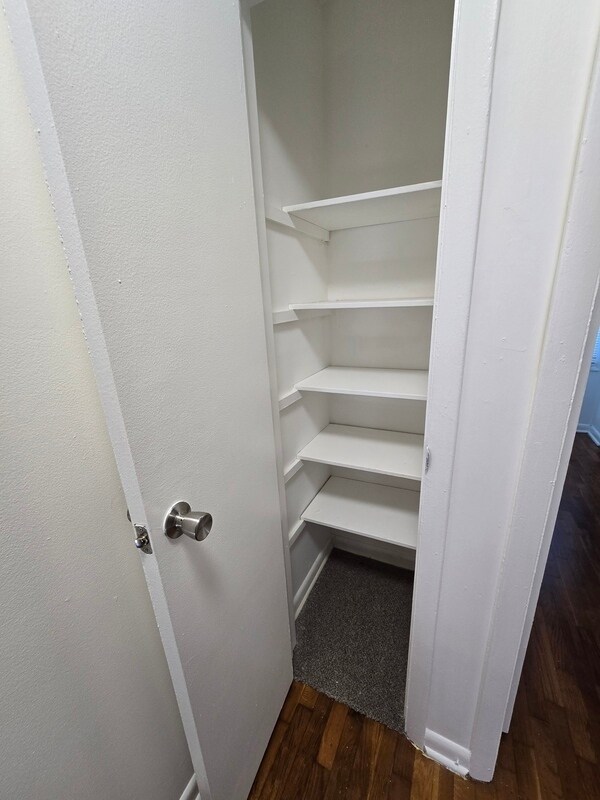 Building Photo - 2644 Wayside Dr