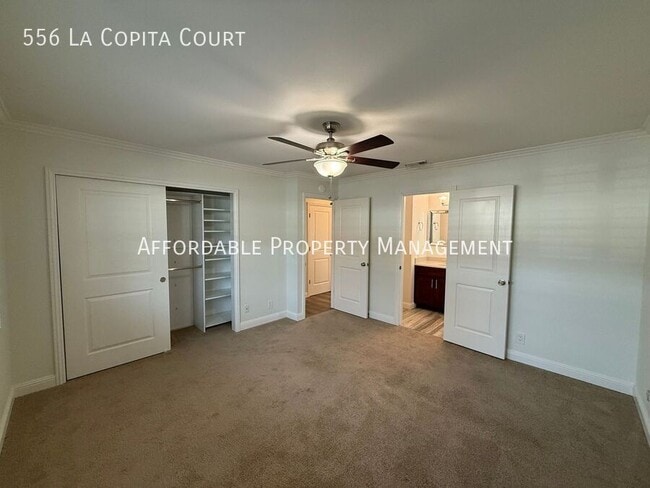 Building Photo - 556 La Copita Ct