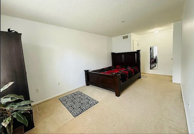 Building Photo - 108 Prestwick Way