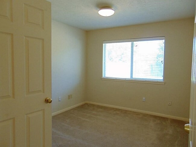 Building Photo - 11102 Creekline Meadow Ct