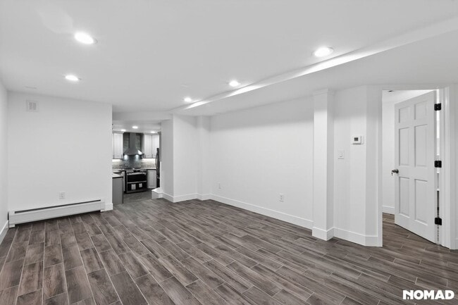 Building Photo - 912 N Clarkson St