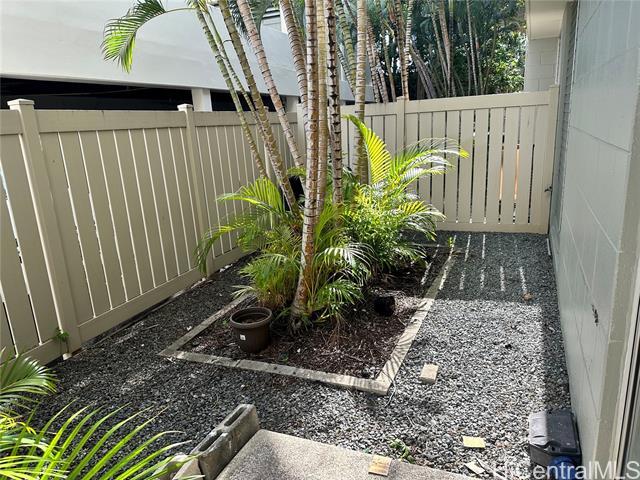 Building Photo - 2845 Waialae Ave