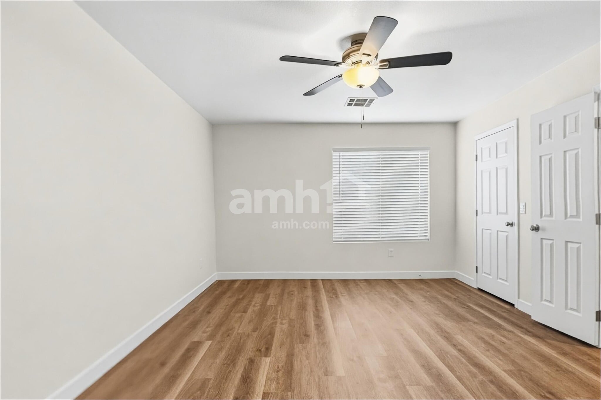 Building Photo - 4071 E Abraham Ln