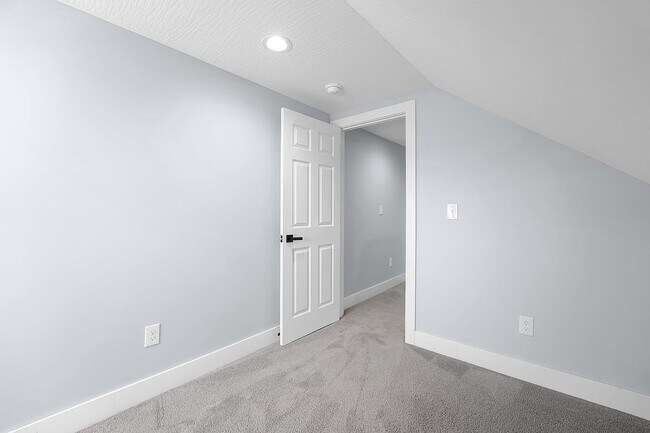 Building Photo - 1157 Atcheson St