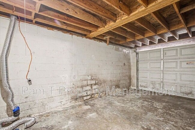 Building Photo - 2619 Livingston Ave