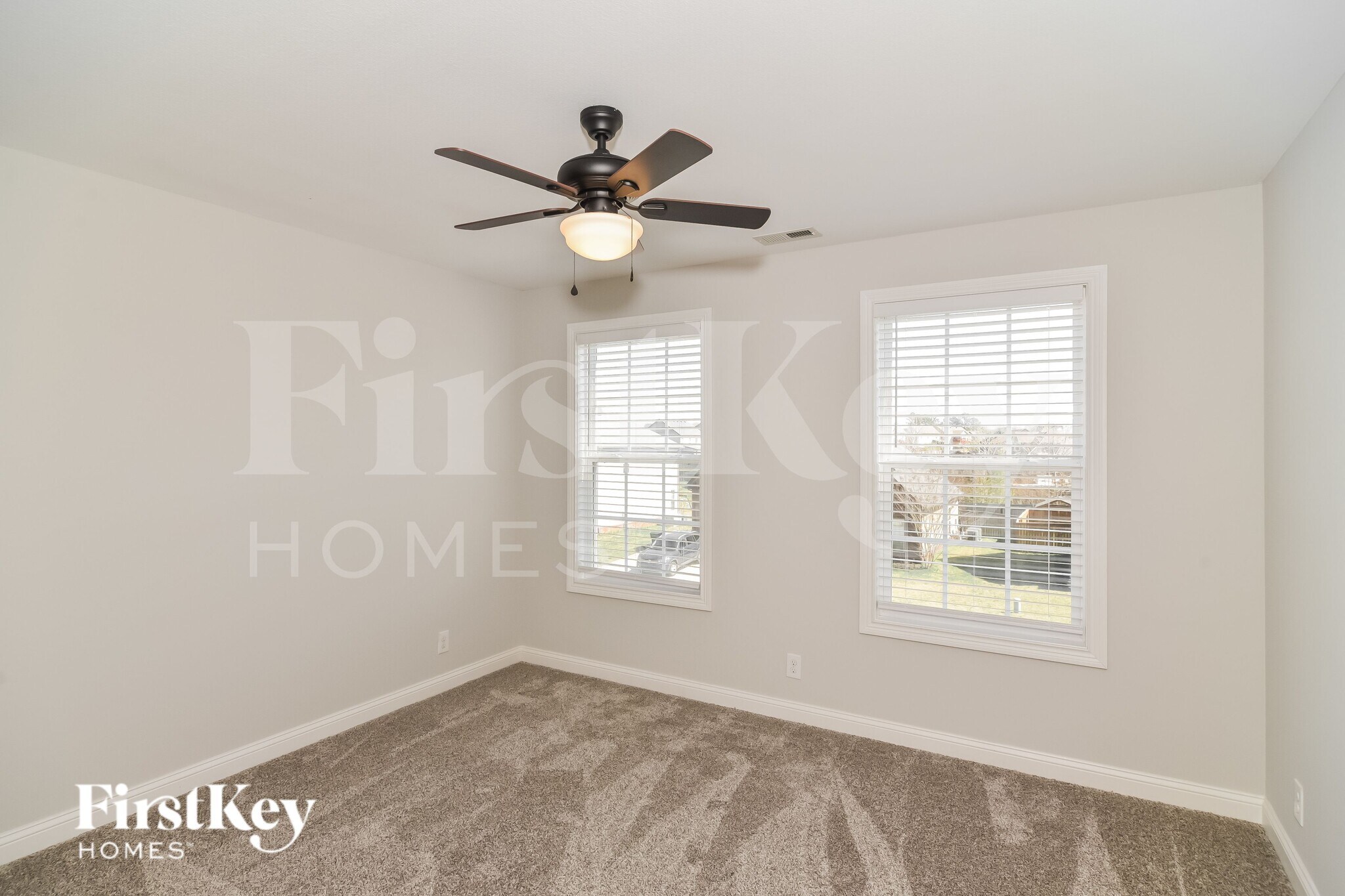 Building Photo - 388 Abeline Dr