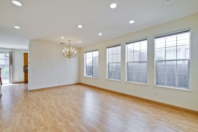 Building Photo - Spacious 4-Bedroom Home on Private Cul-De-Sac | No HOA | Custom Closets, New Floors & Lush Backya...