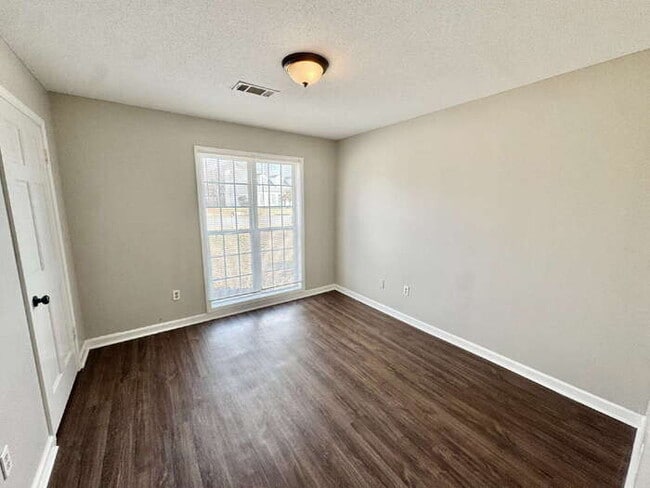 Building Photo - 3411 Emerald St