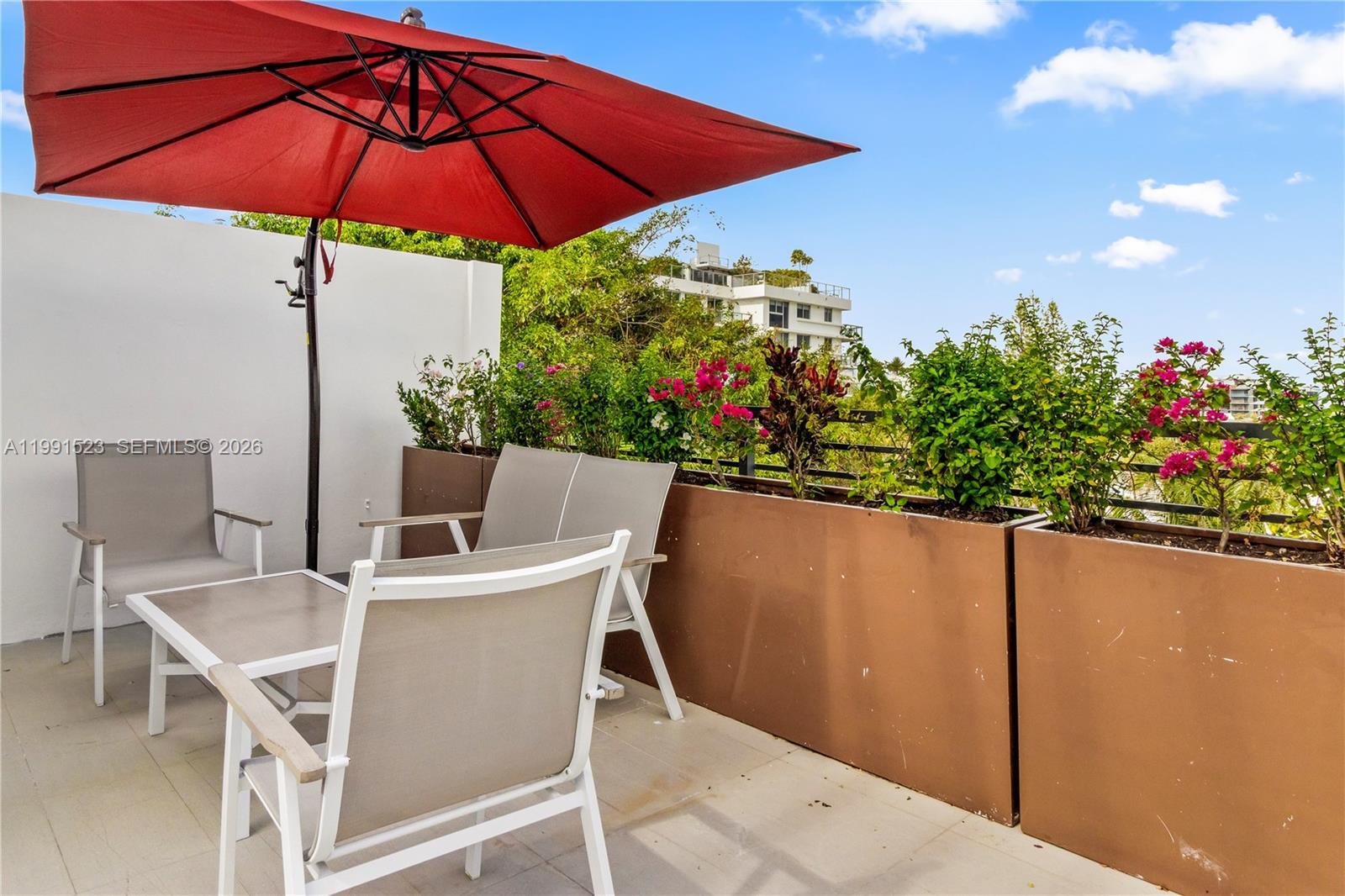 Building Photo - 1155 102nd St