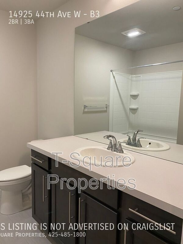 Building Photo - 14925 44th Ave W