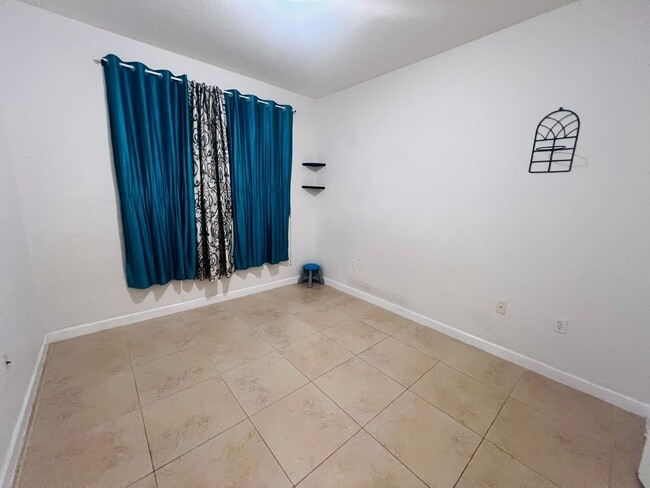 Building Photo - 8394 NW 113th Path