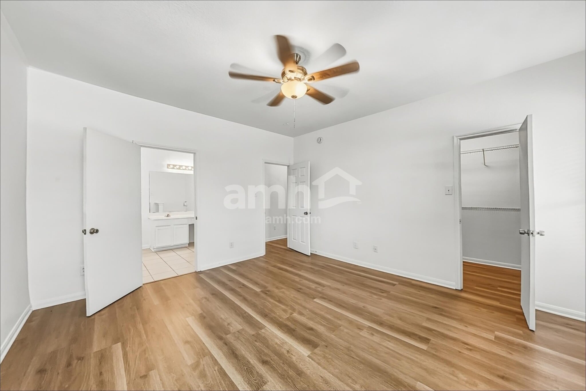Building Photo - 1631 Laura Anne Dr