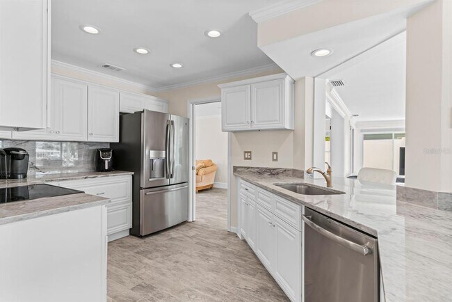 Building Photo - 11240 7th St E