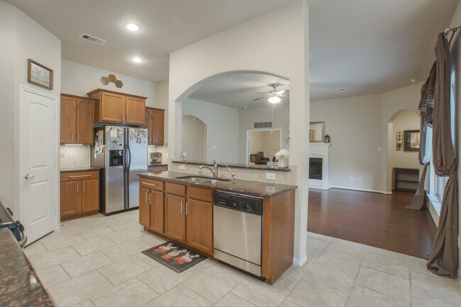 Building Photo - 111 Pheasant Run Dr