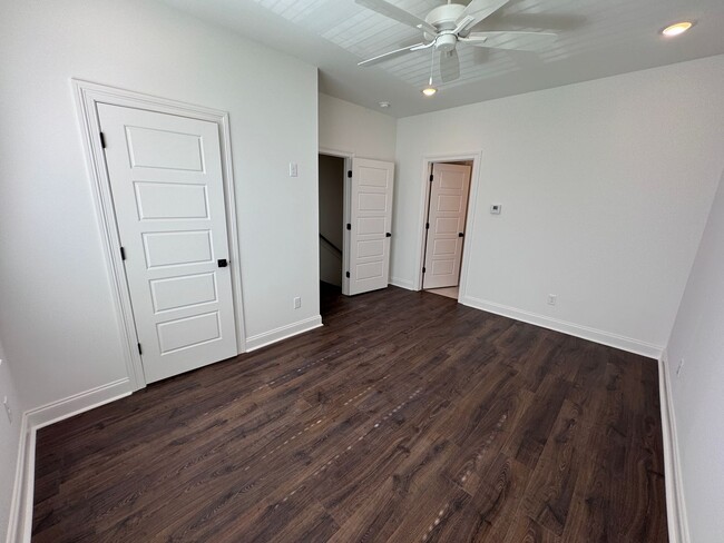 Building Photo - 3BD/3.5BA FOR RENT