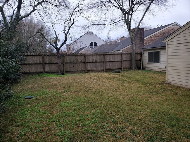 Building Photo - 12139 Gladewick Dr