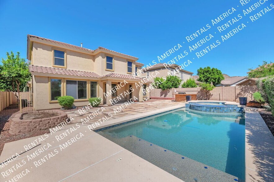 Building Photo - 5433 W Redbird Rd