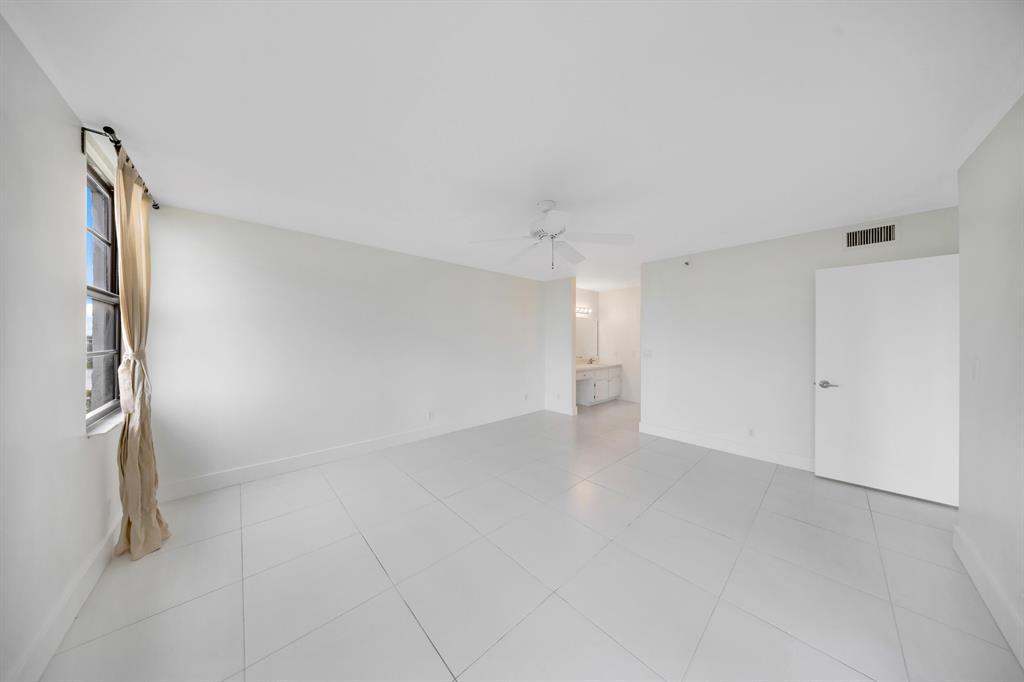 Building Photo - 2217 Cypress Island Dr