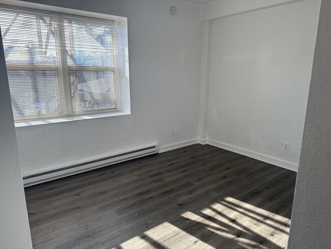 Building Photo - Elks Apartments