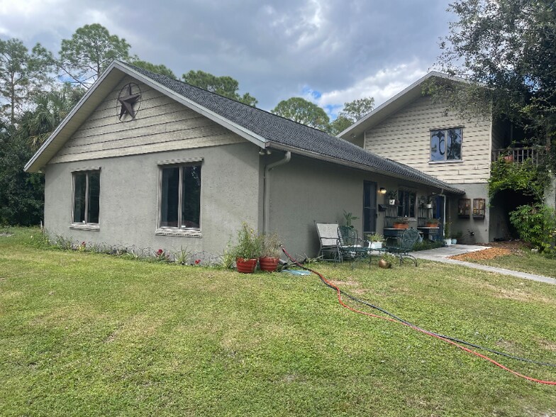 Building Photo - 3561 7th Ave NW