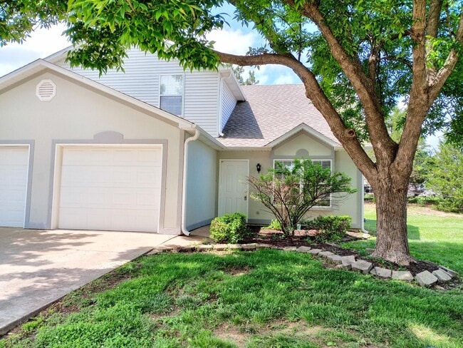 Building Photo - 3501 Delmar Ct