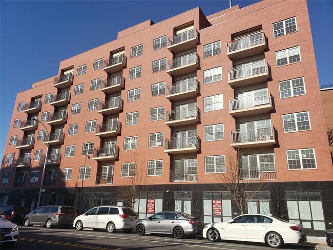 Primary Photo - 71-66 Parsons Blvd