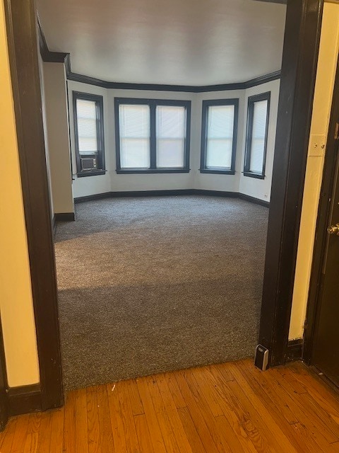 Building Photo - 8116 S Ingleside Ave