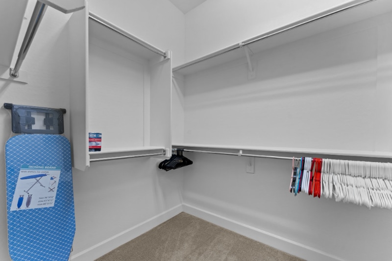 Building Photo - 3925 Gold Ridge Rd