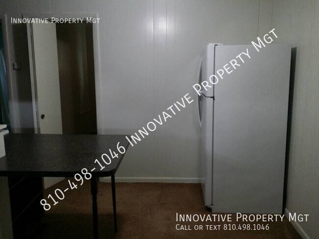 Building Photo - 1097 Bridge St