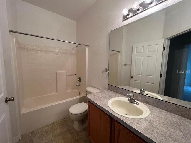 Building Photo - 134 Ryberry Dr