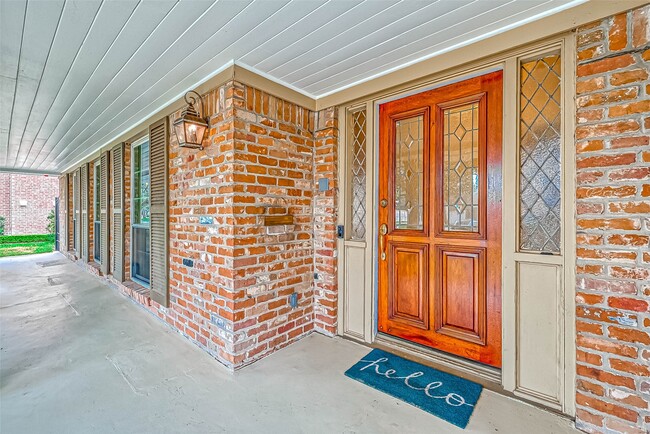 Building Photo - 3710 Linkview Dr