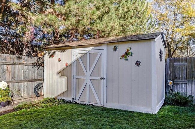 Building Photo - 17929 E Brown Pl