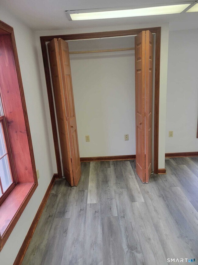 Building Photo - 1 Barristers Ct