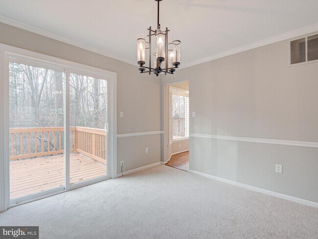 Building Photo - 10332 Mockingbird Pond Ct