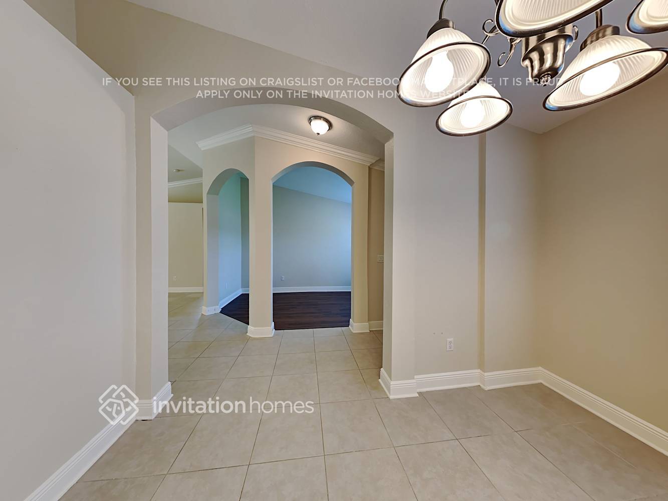 Building Photo - 1772 SW Lofgren Ave