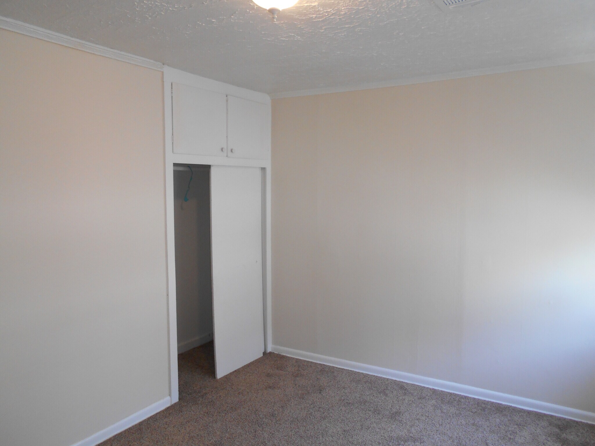Building Photo - 4403 E Bayley St