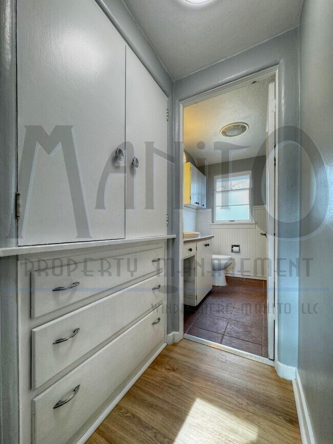 Building Photo - 1624 S Grand Blvd