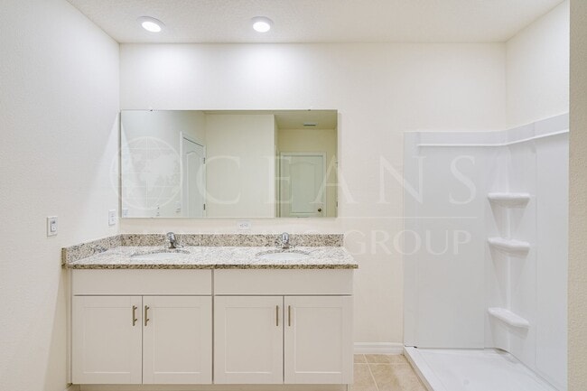 Building Photo - Never Lived in 4 Bed, 2 Bath Ormond Home with Upgrades and a Fenced Yard