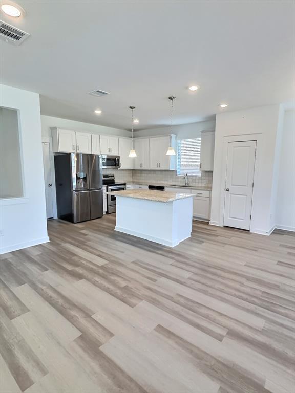 Building Photo - 1100 Terrace View Dr