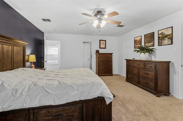 Building Photo - 2202 Barton Springs Dr